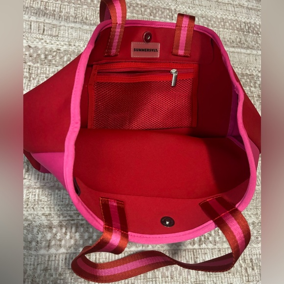 Summersalt Neoprene Beach Tote in
Pink/Red - Picture 5 of 6